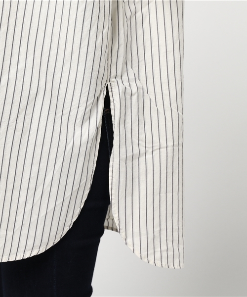 earth music&ecology（アースミュージックアンドエコロジー）の「・タイプライターBIGシャツ（シャツ/ブラウス・レディース・アイボリー/ベージュ/ネイビー/ストライプ・FREE）」の7枚目の写真