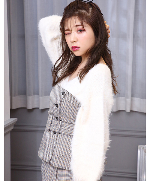 one after another NICE CLAUP(ワンアフターアナザーナイスクラップ)の「Vあきフェザーニットプルオーバー(ニット/セーター・レディース・ブラック/サックスブルー/アイボリー/ピンクベージュ/プラム・FREE)」の18枚目の写真