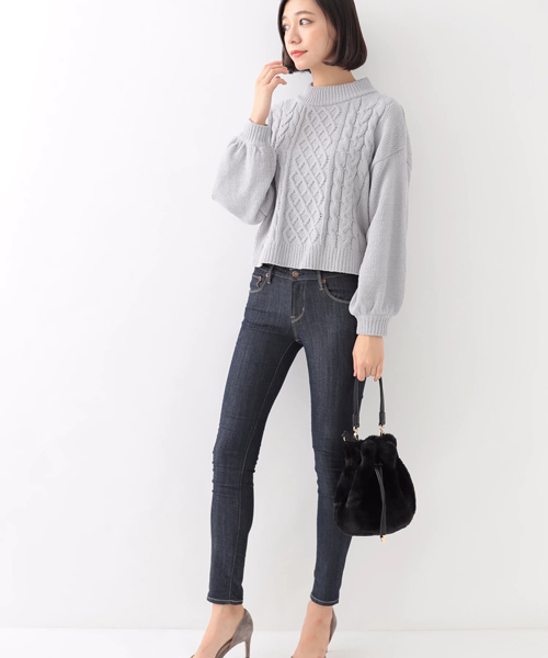 earth music&ecology（アースミュージックアンドエコロジー）の「モールケーブルニットプルオーバー（ニット/セーター・レディース・ブラック/サックスブルー/ピンク/アイボリー・FREE）」の13枚目の写真