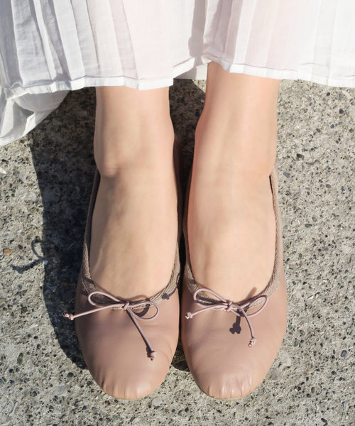 mio notis（ミオノティス）の「甲深ボロネーゼバレエ（バレエシューズ・レディース・レオパード/ピンク/アイボリー/ブラック/レッド・35/36/37/38/39）」の3枚目の写真