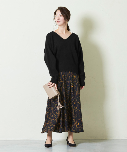 UR'S（ユアーズ）の「Vﾈｯｸｺｸｰﾝﾆｯﾄﾌﾟﾙｵｰﾊﾞｰ（ニット/セーター・レディース・ブラック/ベージュ/パープル/オフホワイト/マスタード/ラベンダー/杢グレー/ピンク系その他・FREE）」の3枚目の写真