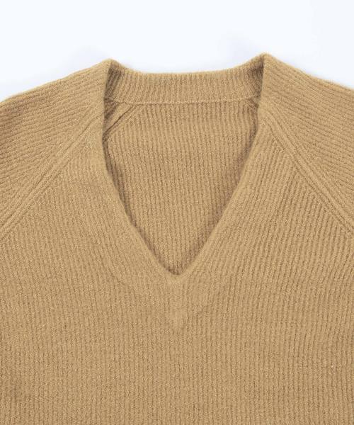 UR'S（ユアーズ）の「Vﾈｯｸｺｸｰﾝﾆｯﾄﾌﾟﾙｵｰﾊﾞｰ（ニット/セーター・レディース・ブラック/ベージュ/パープル/オフホワイト/マスタード/ラベンダー/杢グレー/ピンク系その他・FREE）」の13枚目の写真