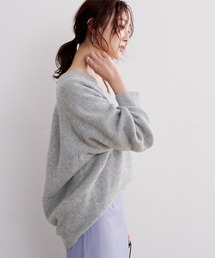 Vネックコクーンニットプルオーバー