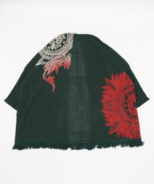 チャイハネ（チャイハネ）の「【チャイハネ】yul トライバル柄フリンジMEN'Sカーディガン（カーディガン/ボレロ・メンズ・ホワイト/ブラック/ブルー/イエロー/カーキ/ライトグレー/ブラック×ブルー/ターコイズブルー/パープル/グリーン系その他/ベージュ/ダークブラック/ダークブルー/ライトカーキ・FREE）」の22枚目の写真