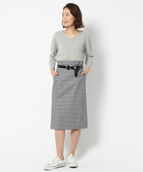 laboratory work（ラボラトリーワーク）の「モダールコットンVネックニットプルオーバー（ニット/セーター・レディース・オフホワイト/杢グレー/グリーン/ピンク・MEDIUM）」の8枚目の写真