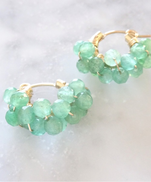 TONE SELECT GOODS(トーンセレクトグッズ)の「【marinaJEWELRY】14kgf/Green Aventurine wrapped hoop pierced earring(ピアス(両耳用)・レディース・グリーン・FREE)」の3枚目の写真
