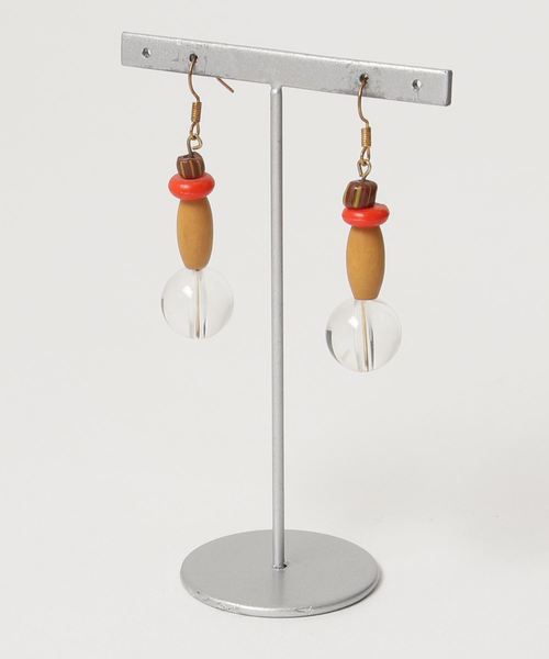 TONE SELECT GOODS(トーンセレクトグッズ)の「【muddy-maua】エスニックウッドクリアピアス(ピアス(両耳用)・レディース・レッド/イエロー・FREE)」の2枚目の写真