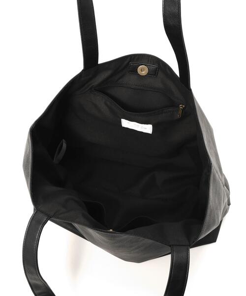 L.H.P(エルエイチピー)の「Basic NeoLeather ToteBag/ベーシックネオレザートートバッグ(トートバッグ・メンズ・ブラック/ダークブラウン/ネイビー/グレー/レッド/ブルー/ライトブラウン・FREE)」の14枚目の写真