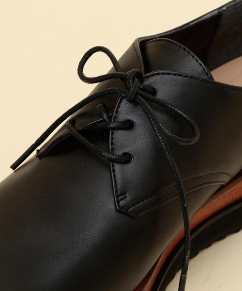 BEAUTY&YOUTH UNITED ARROWS（ビューティーアンドユースユナイテッドアローズ）の「BY∴フェイクレザーレースアップシューズ（その他シューズ・レディース・ブラック/ホワイト・38/37h/36h/36/35h/37）」の6枚目の写真