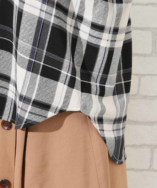 ROPE' PICNIC（ロペピクニック）の「チェックガラスキッパーブラウス（シャツ/ブラウス・レディース・ブラック系その他/グリーン系その他/ブルー系その他/ブルー系その他2・38/40）」の9枚目の写真