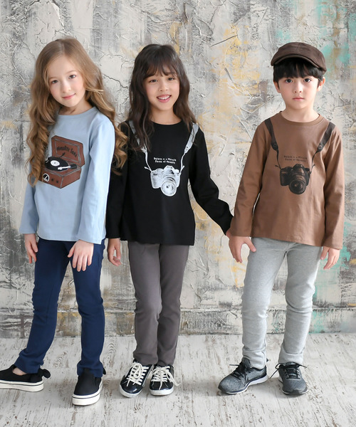 Bee des Bee（ビーデスビー）の「【コットン100％】長袖プリントTシャツ（Tシャツ/カットソー・キッズ・ブラック/ピンク/ミント/ブラック系その他/グレー系その他2/ブラック系その他3/グレー/ブラック系その他2/グリーン系その他/グレー系その他/ブラック系その他4/ホワイト/ブラック系その他5/カーキ/ベビーピンク/ブラック系その他6/ブラック系その他7/モカ/サックスブルー/ブラウン/ネイビー・110cm/100cm/120cm/130cm/140cm/150cm）」の22枚目の写真