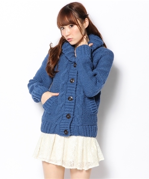 Another Edition（アナザーエディション）の「AE ROVING CABLE CGN（カーディガン/ボレロ・レディース・オフホワイト/ロイヤルブルー/モカ・フリー）」の13枚目の写真