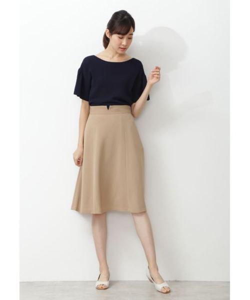 NATURAL BEAUTY BASIC（ナチュラルビューティーベーシック）の「[洗える]フレアスリーブニット（ニット/セーター・レディース・ネイビー/レッド/オフホワイト・MEDIUM）」の11枚目の写真