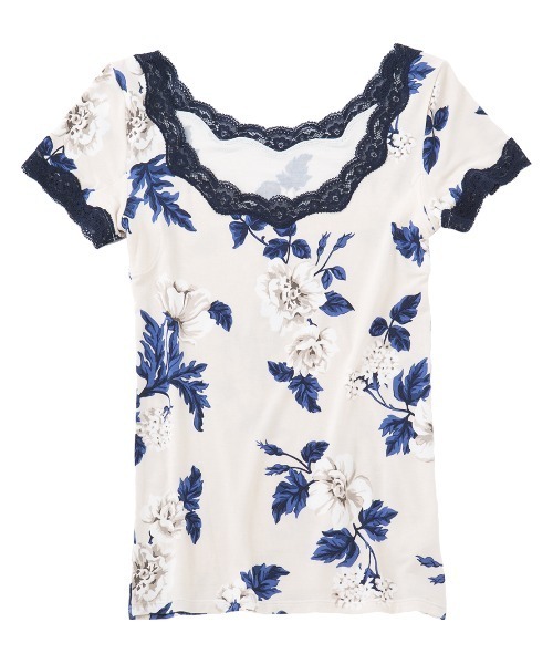 PEACH JOHN（ピーチジョン）の「【保湿加工の生地がフィット！抗菌防臭・消臭加工した汗取りパッド付き】Ｉｔ’ｓモイスティ半袖（インナーウェア/肌着・レディース・ブラック/ネイビー/オフホワイト/ピンク/ブラック系その他/グレー/ホワイト系その他/ピンク系その他/チャコール/ブルー/スモークピンク/ホワイト系その他2/ライトピンク/グレー系その他/チャコールグレー/ホワイト×グレー/コーラルピンク/ブラック×ピンク/ダークグレー/ヘザーチャコール/スミクロ/ホワイト×ピンク/ライトベージュ/ライトグレー/チャコールグレー×ブラック/ダークネイビー・SMALL/MEDIUM/LARGE）」の4枚目の写真