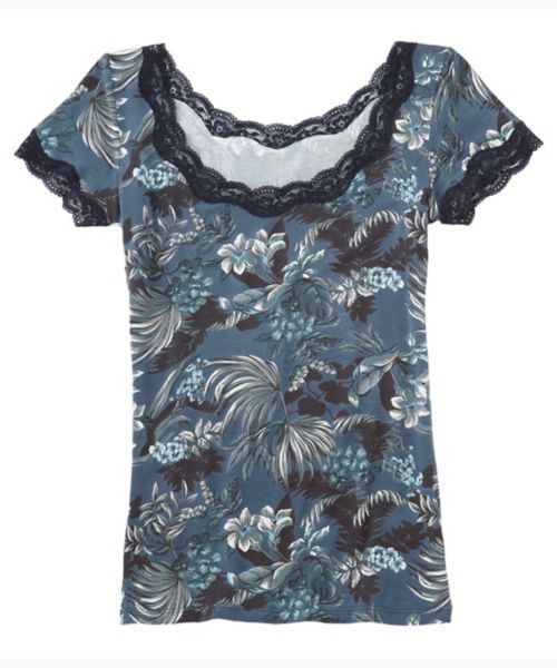 PEACH JOHN（ピーチジョン）の「【保湿加工の生地がフィット！抗菌防臭・消臭加工した汗取りパッド付き】Ｉｔ’ｓモイスティ半袖（インナーウェア/肌着・レディース・ブラック/ネイビー/オフホワイト/ピンク/ブラック系その他/グレー/ホワイト系その他/ピンク系その他/チャコール/ブルー/スモークピンク/ホワイト系その他2/ライトピンク/グレー系その他/チャコールグレー/ホワイト×グレー/コーラルピンク/ブラック×ピンク/ダークグレー/ヘザーチャコール/スミクロ/ホワイト×ピンク/ライトベージュ/ライトグレー/チャコールグレー×ブラック/ダークネイビー・SMALL/MEDIUM/LARGE）」の19枚目の写真