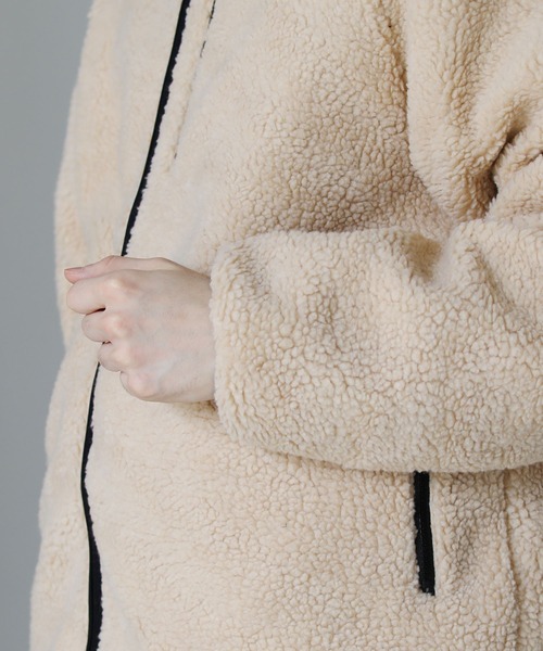 ASTRONOMY（アストロノミー）の「シープボアスタンドネックジップジャケット オーバーサイズ アウター（ブルゾン・メンズ・ホワイト/ブラック/ベージュ/ネイビー/グレー/カーキ/モカ/ブラック系その他/ベージュ系その他/チャコール・S/M/L/XL）」の14枚目の写真