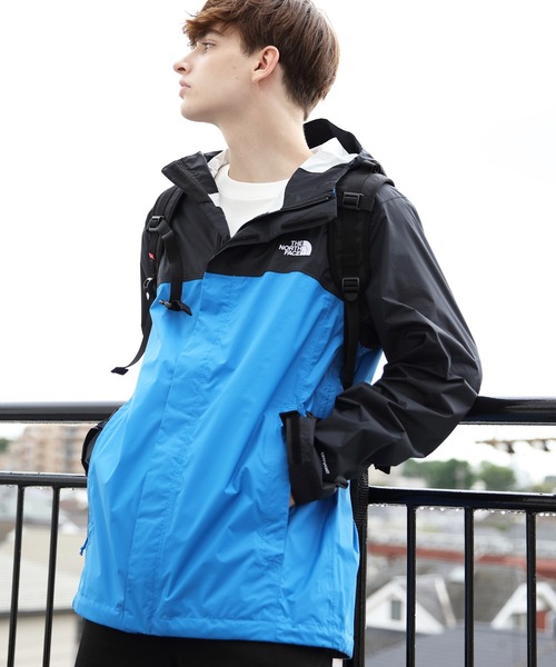 THE NORTH FACE(ザノースフェイス)の「THE NORTH FACE ベンチャー2ジャケットライト(マウンテンパーカー・メンズ・グレー/グリーン/ネイビー/ブラック×グレー/ブラック×レッド/ブラック/ブルー系その他/イエロー/ブルー系その他2/レッド/エンジ/マスタード/ダークグレー/グリーン系その他/ヘザーチャコール/ブルー系その他3/グリーン系その他2/ブラック系その他/ブラック系その他2/グレー系その他/グレー系その他2/ブルー系その他4/ブルー系その他5/レッド系その他/ブルー系その他6・SMALL/MEDIUM/LARGE/X-LARGE/XX-LARGE/X-SMALL)」の17枚目の写真