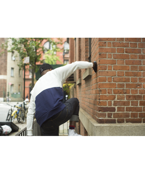 BEAMS T（ビームスティー）の「CHARI&CO NYC / Bitone スウェット（スウェット・メンズ・ホワイト/チャコールグレー/レッド・MEDIUM/LARGE/SMALL）」の13枚目の写真