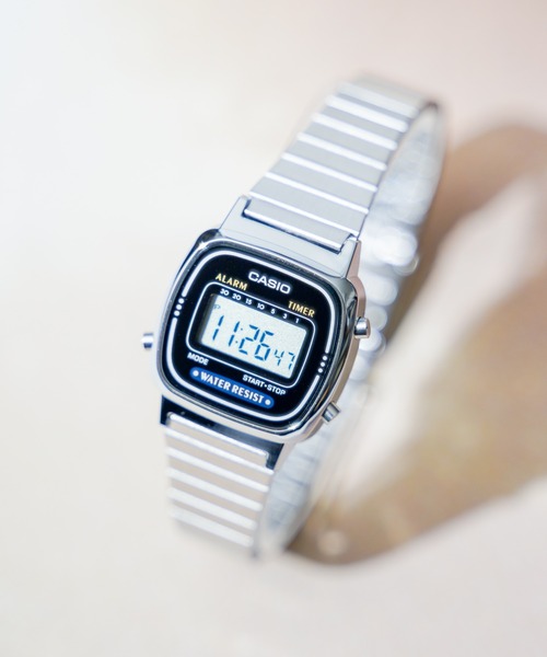 CASIO デジタル腕時計 シルバー CASIO デジタル腕時計 シルバー - メルカリ