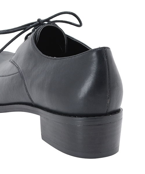 DURAS（デュラス）の「レースアップシューズ（その他シューズ・レディース・ブラック/ブラック×ホワイト・SMALL/MEDIUM）」の5枚目の写真