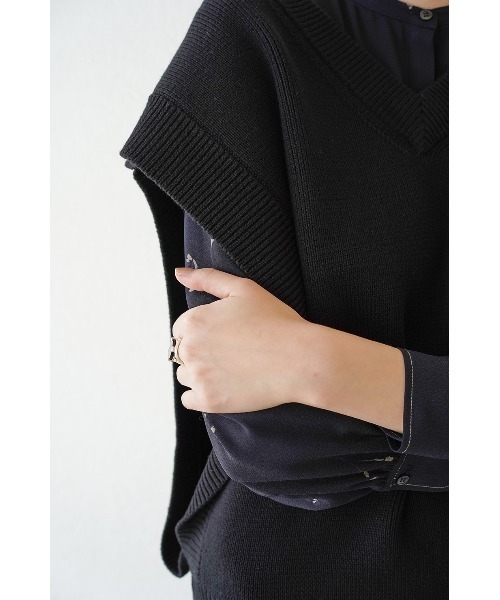 お値下げ中！即決可◯希少CLANE W FACE KNIT VEST CLANE（クラネ）の「W FACE KNIT VEST（ベスト）」 - WEAR