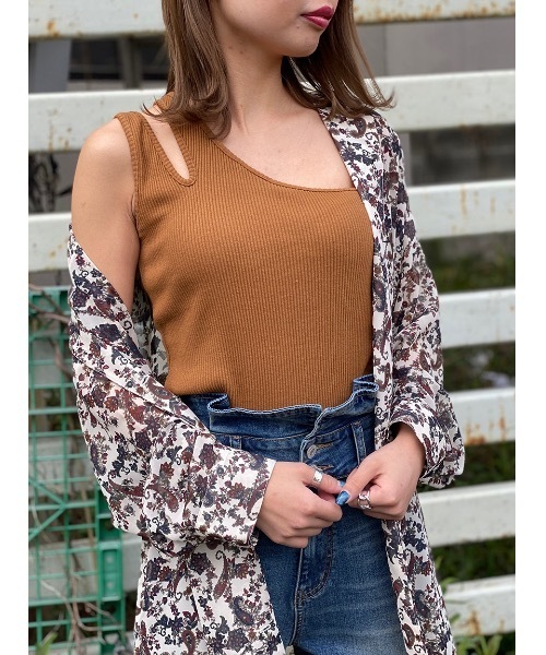 one way（ワンウェイ）の「スラッシュワンショルタンク（タンクトップ・レディース・ホワイト/ブラック/ライトブラウン/ライトブルー・FREE）」の5枚目の写真