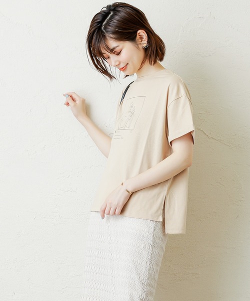 natural couture(ナチュラルクチュール)の「セルフィーカップルイラストT(Tシャツ/カットソー・レディース・ベージュ/オフホワイト/ピンク/スミクロ・FREE)」の14枚目の写真