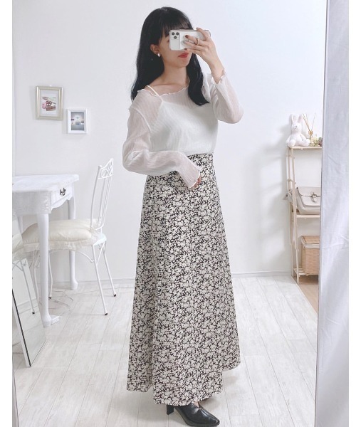 Mysa&Liina(ミーサリーナ)の「シアーインナー×キャミSET(シャツ/ブラウス・レディース・ブラック/ベージュ/オフホワイト/ピンク/ブラウン/ブルー・M)」の11枚目の写真