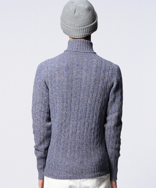UNITED ARROWS（ユナイテッドアローズ）の「＜Drumohr(ドルモア)＞ SOFT CABLE TTL（ニット/セーター・メンズ・グレー/ライトブルー・48/44/46）」の8枚目の写真