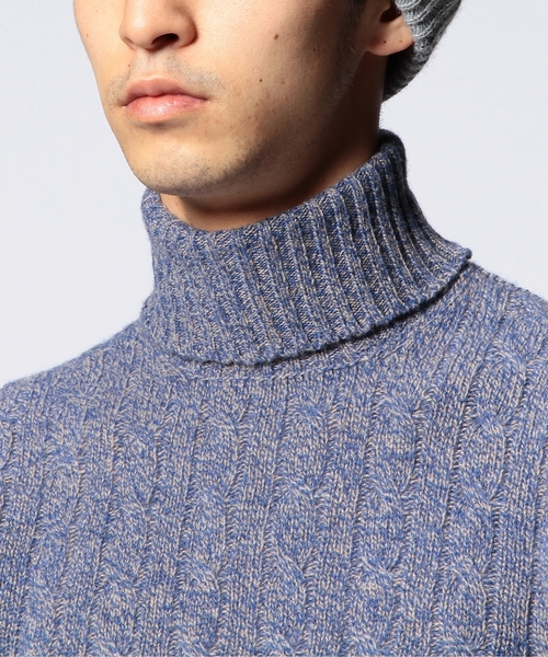 UNITED ARROWS（ユナイテッドアローズ）の「＜Drumohr(ドルモア)＞ SOFT CABLE TTL（ニット/セーター・メンズ・グレー/ライトブルー・48/44/46）」の4枚目の写真