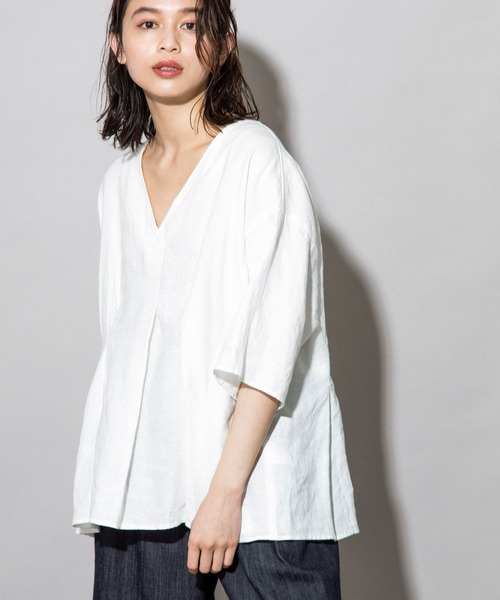 Munich（ミューニック）の「フレンチリネンキャンバス　タックブラウス（セットアップ可）（シャツ/ブラウス・レディース・ホワイト/ブラック/カーキ/パープル/ナチュラル・FREE）」の2枚目の写真