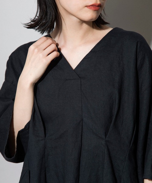 Munich（ミューニック）の「フレンチリネンキャンバス　タックブラウス（セットアップ可）（シャツ/ブラウス・レディース・ホワイト/ブラック/カーキ/パープル/ナチュラル・FREE）」の10枚目の写真