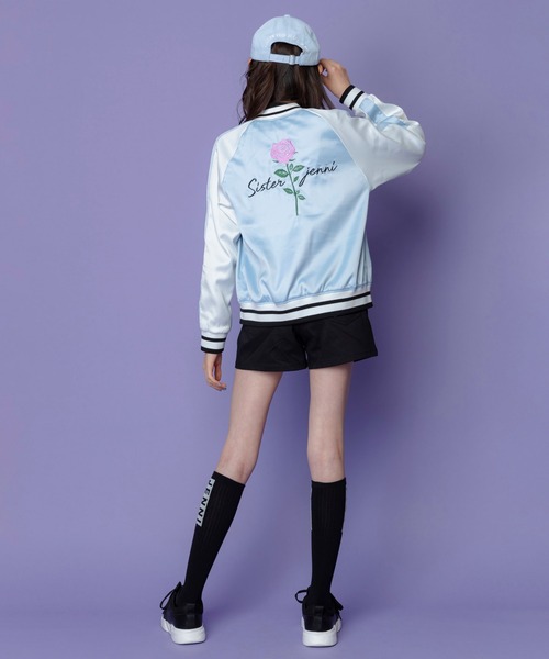 JENNI love（ジェニィラブ）の「タテロゴリブハイソックス（ソックス/靴下・キッズ・ブラック/ラベンダー/オフホワイト・19-21cm/22-24cm）」の5枚目の写真