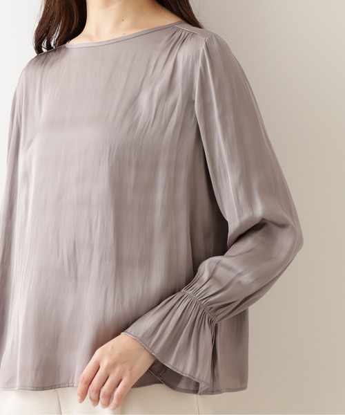 NATURAL BEAUTY BASIC(ナチュラルビューティーベーシック)の「キャンディースリーブサテンブラウス(シャツ/ブラウス・レディース・オフホワイト/ダークブラウン/ピンク・SMALL/MEDIUM)」の15枚目の写真