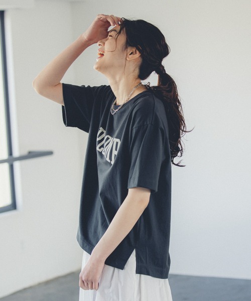 GLOBAL WORK（グローバルワーク）の「リラックス美人プリントT/941575（Tシャツ/カットソー・レディース・ホワイト系その他3/ホワイト/ダークグレー/ホワイト系その他2/オフホワイト・FREE）」の6枚目の写真