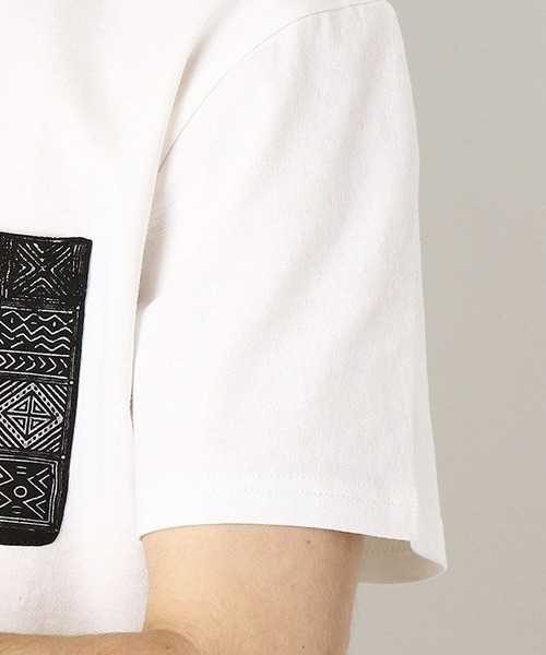 Purple&Yellow（パープルアンドイエロー）の「胸ポケット付　半袖Tシャツ（Tシャツ/カットソー・メンズ・ホワイト/ライトベージュ・SMALL/MEDIUM/LARGE/X-LARGE/X-SMALL）」の12枚目の写真