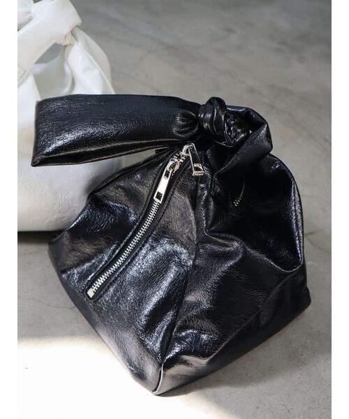 EMODA(エモダ)の「トライアングルハンドバッグ(ハンドバッグ・レディース・ホワイト/ブラック・FREE)」の1枚目の写真