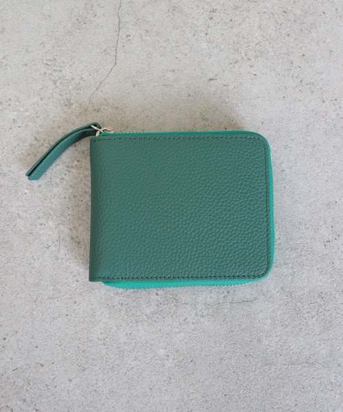 emesuelee（エメスーリー）の「レザー二つ折り財布（財布・レディース・ブラック/グレー/グリーン・フリー）」の3枚目の写真