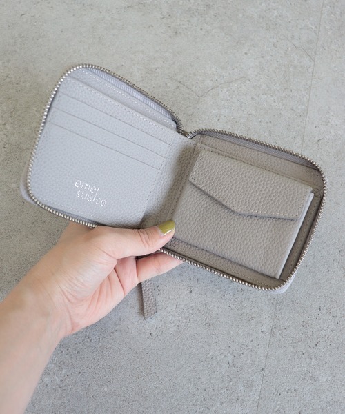 emesuelee（エメスーリー）の「レザー二つ折り財布（財布・レディース・ブラック/グレー/グリーン・フリー）」の20枚目の写真