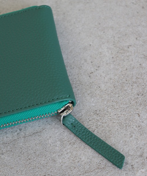 emesuelee（エメスーリー）の「レザー二つ折り財布（財布・レディース・ブラック/グレー/グリーン・フリー）」の17枚目の写真