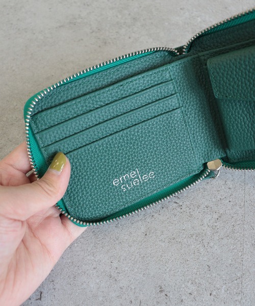 emesuelee（エメスーリー）の「レザー二つ折り財布（財布・レディース・ブラック/グレー/グリーン・フリー）」の15枚目の写真