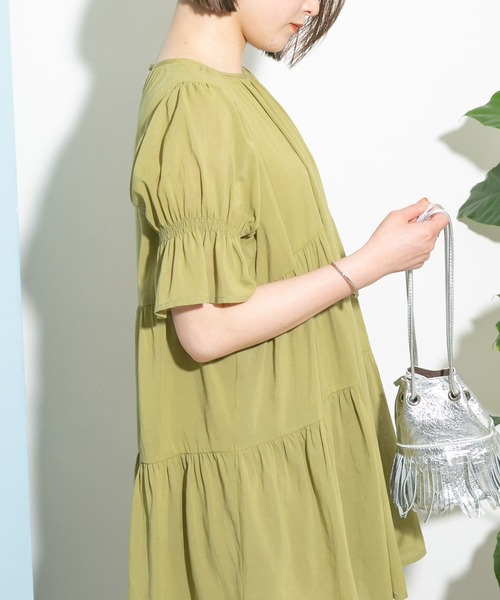 UR Lab.（アーバンリサーチラボ）の「UR Lab.　パフスリーブギャザーブラウス（シャツ/ブラウス・レディース・ラベンダー/イエロー系その他/ホワイト・FREE）」の3枚目の写真