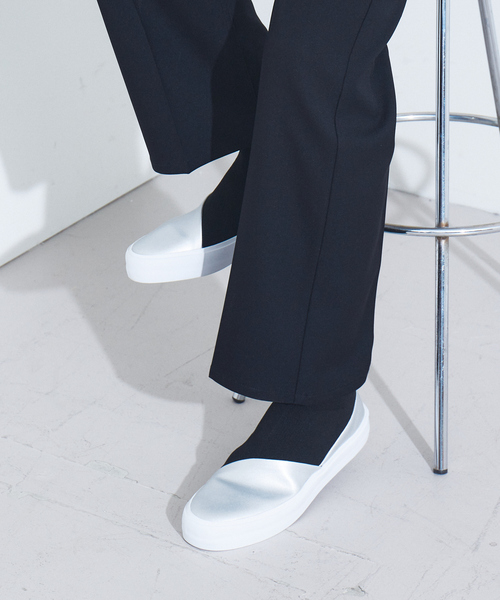 alfredoBANNISTER（アルフレッドバニスター）の「ミドルカット 切り替え スニーカー（スニーカー・メンズ・ブラック/ネイビー/シルバー・40/41/42/43）」の5枚目の写真