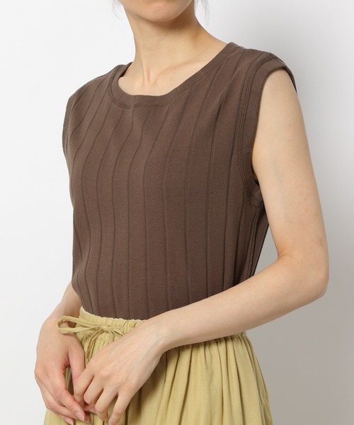 LAKOLE（ラコレ）の「コットンワイドリブスリーブレスTシャツ / 955470（Tシャツ/カットソー・レディース・ブラック/オレンジ系その他4/ナチュラル/ブラウン系その他/オリーブ/ネイビー・SMALL/MEDIUM）」の3枚目の写真