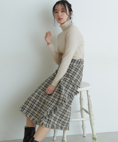 FREE'S MART（フリーズマート）の「◆ベーシックリブタートルニット（ニット/セーター・レディース・パープル/ブラウン/グリーン/ホワイト/ブラック・FREE）」の2枚目の写真