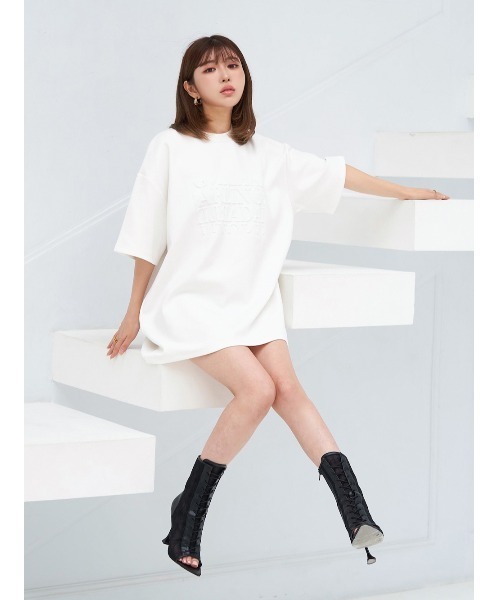 Darich（ダーリッチ）の「エンボスビッグTシャツ（Tシャツ/カットソー