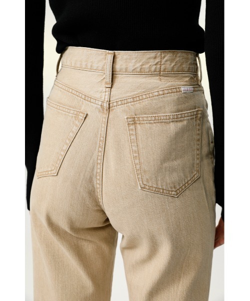 SLY（スライ）の「LUCAS HW TAPERED PT-E ハイウエストテーパード デニムパンツ（デニムパンツ・レディース・ベージュ・26inch/23inch/24inch/25inch）」の8枚目の写真