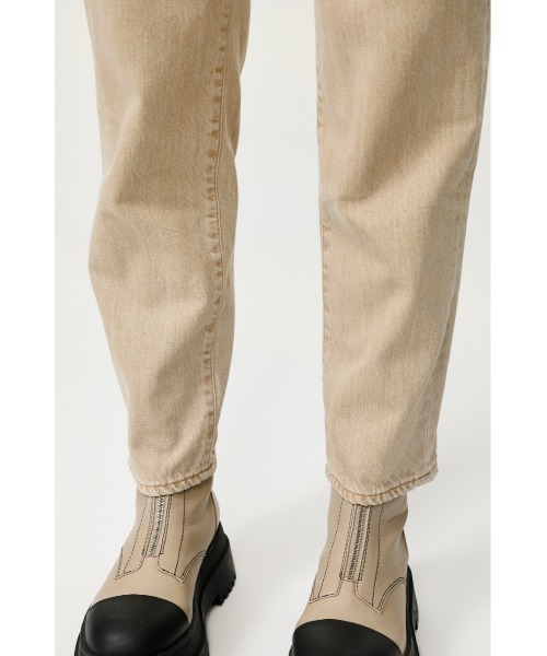 SLY（スライ）の「LUCAS HW TAPERED PT-E ハイウエストテーパード デニムパンツ（デニムパンツ・レディース・ベージュ・26inch/23inch/24inch/25inch）」の6枚目の写真