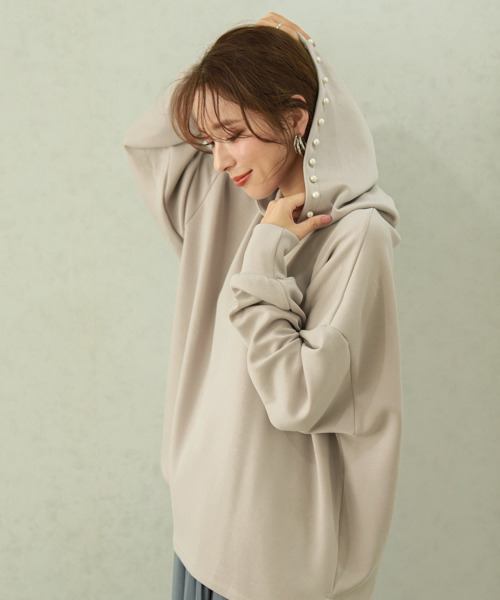 SUGAR BISKET（シュガービスケット）の「フードパールボンディングフーディ（パーカー・レディース・ブラック/ホワイト/ライトグレー/パープル・フリー）」の8枚目の写真