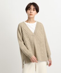 INDIVI | 【otonaMUSE 1月号掲載商品　佐田真由美さん着用/洗える】ケーブルVネックプルオーバーニット(ニット/セーター)